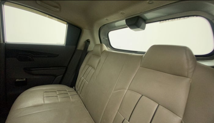 2018 Mahindra KUV 100 NXT K2 D 6S, Diesel, Manual, 74,808 km, Right Side Rear Door Cabin