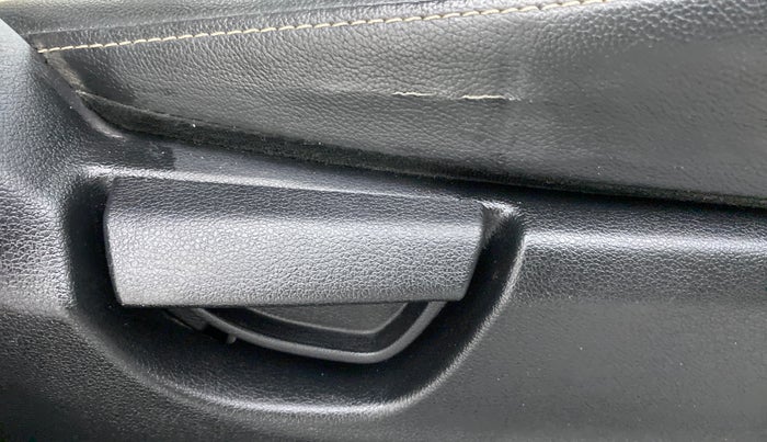 2019 Hyundai NEW SANTRO SPORTZ 1.1, Petrol, Manual, 30,327 km, Driver Side Adjustment Panel