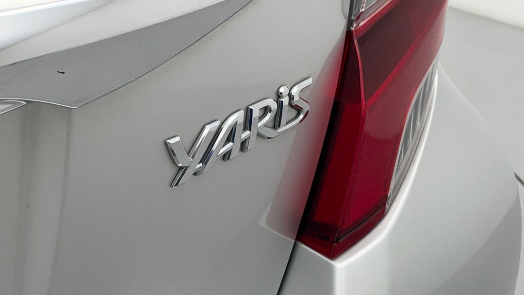 Badge (Boot Right Side)