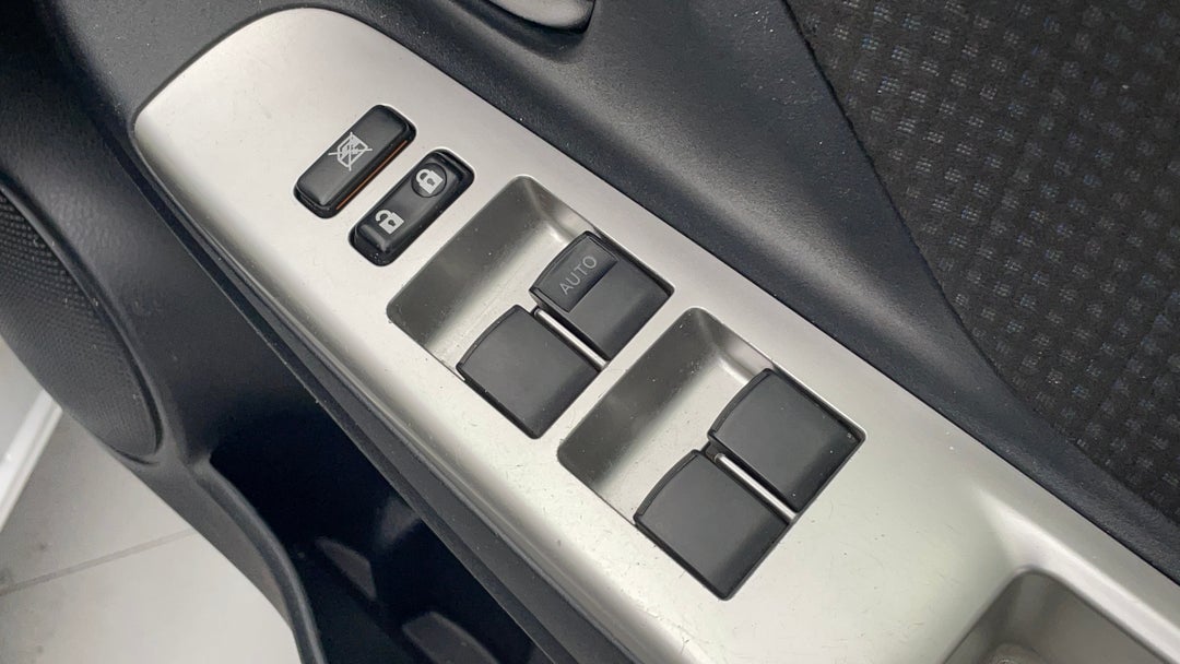 Drivers Side Door Panel Controls
