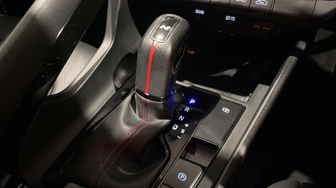 2021 Hyundai i30 N Line, Automatic, 67903 km, Gear Lever 