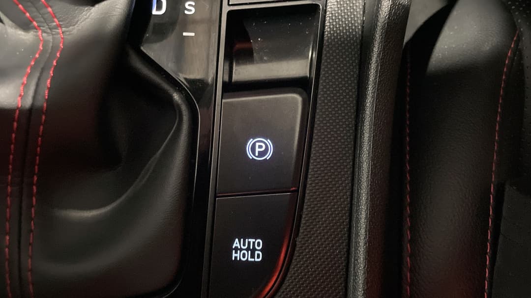 2021 Hyundai i30 N Line, Automatic, 67903 km, Handbrake