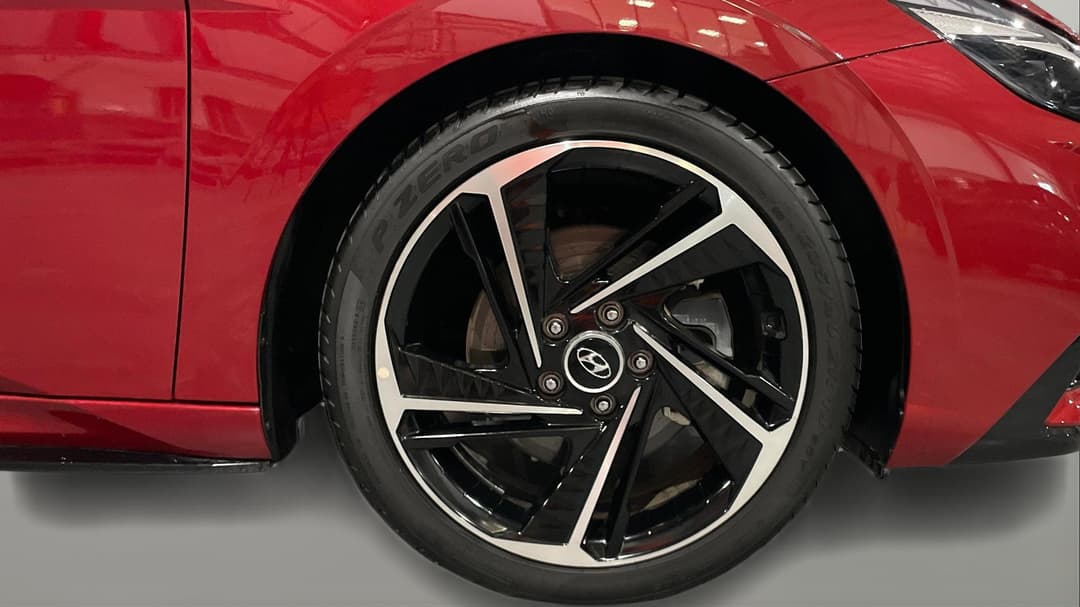 2021 Hyundai i30 N Line, Automatic, 67903 km, Right Front Wheel