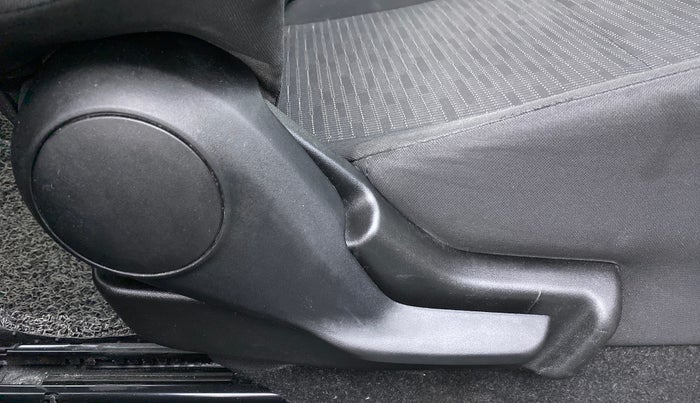 2018 Maruti IGNIS DELTA 1.2 K12 AMT, Petrol, Automatic, 23,717 km, Driver Side Adjustment Panel