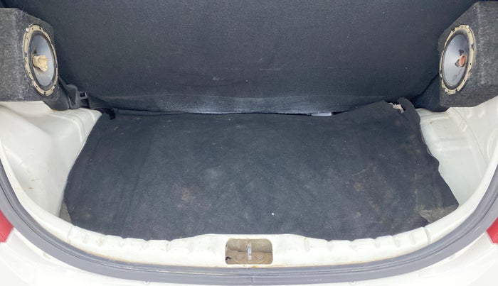2012 Hyundai Eon ERA PLUS, Petrol, Manual, 23,514 km, Boot Inside