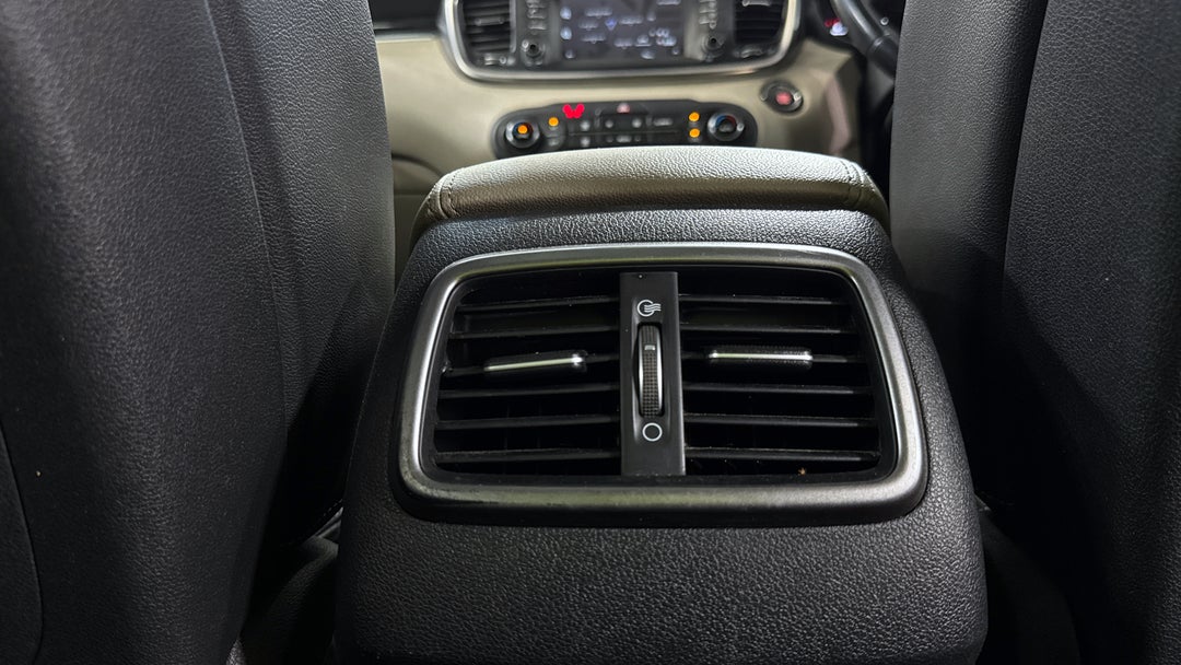 2016 Kia Sorento Platinum (4x4), Automatic, 138085 km, Rear A/C Vent