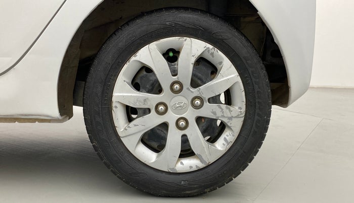 2015 Hyundai Eon SPORTZ, Petrol, Manual, 24,924 km, Left Rear Wheel