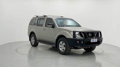 2010 Nissan Pathfinder St (4x4) Automatic, 227k km Diesel Car
