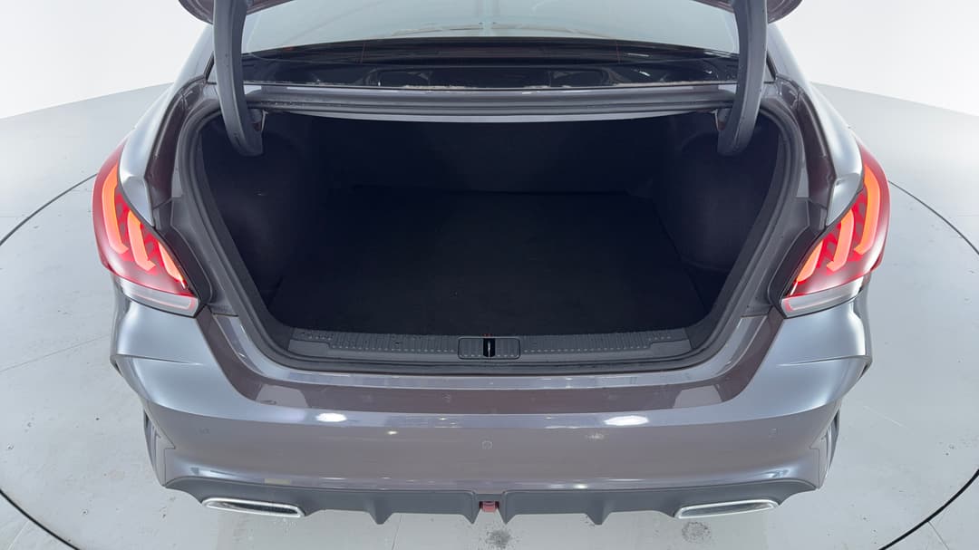 2024 MG Mg5 Essence, Automatic, 8371 km, Boot Inside View