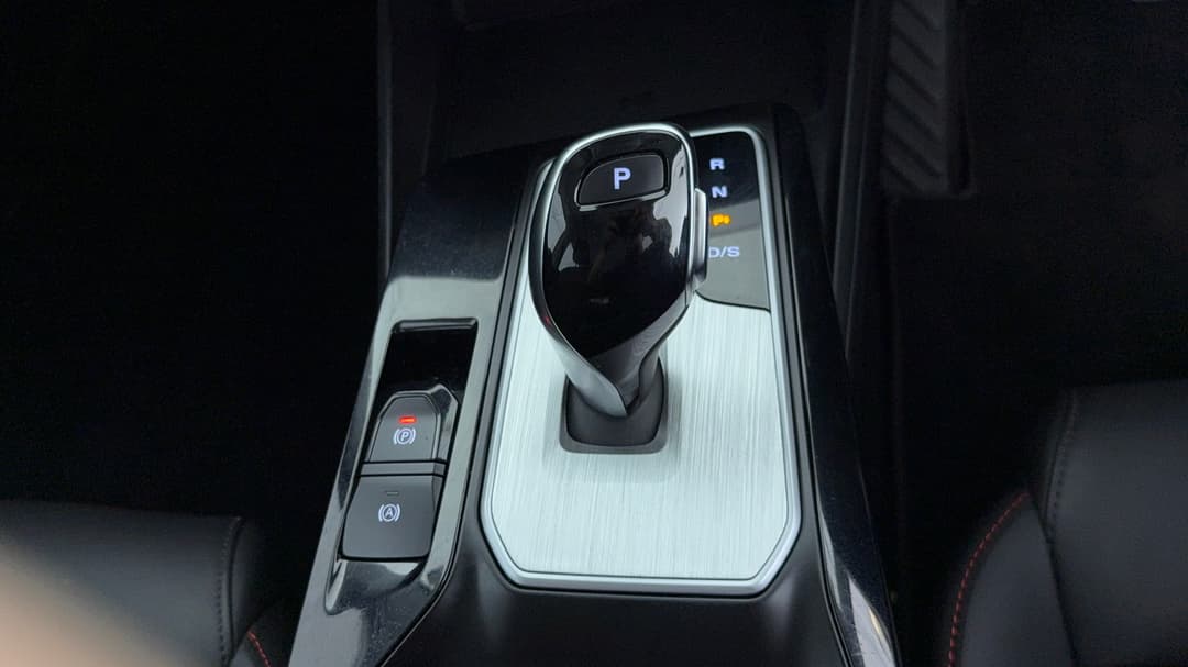 2024 MG Mg5 Essence, Automatic, 8371 km, Gear Lever 