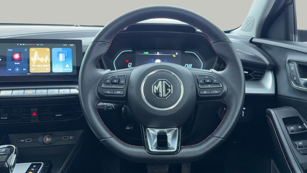 2024 MG Mg5 Essence, Automatic, 8371 km, Steering Wheel Close-up