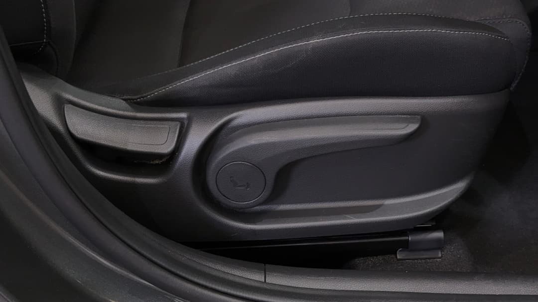 2020 Hyundai i30 Active, Automatic, 44511 km, Drivers Side Adjustment Panel