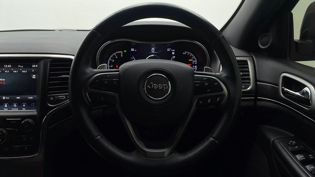 2017 Jeep Grand Cherokee Limited (4x4), Automatic, 135193 km, Steering Wheel Close-up
