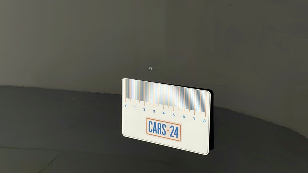 2017 Jeep Grand Cherokee Limited (4x4), Automatic, 135193 km, Doors Rear LHS Chip