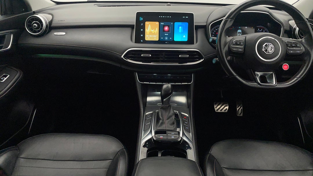 2020 MG HS Essence, Automatic, 83793 km, Center Console