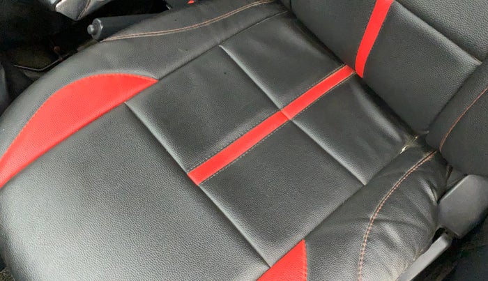 2018 Datsun Redi Go T(O) 1.0, Petrol, Manual, 26,193 km, Front left seat (passenger seat) - Cover slightly torn