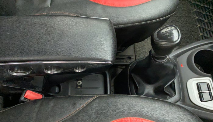 2018 Datsun Redi Go T(O) 1.0, Petrol, Manual, 26,193 km, Gear Lever