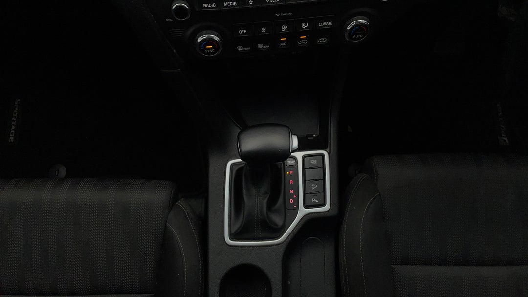 2019 Kia Sportage Si Premium (fwd), Automatic, 61911 km, Gear Lever 