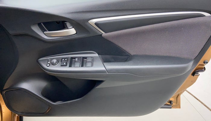 2018 Honda WR-V 1.2 i-VTEC VX MT, Petrol, Manual, 16,678 km, Driver Side Door Panels Controls