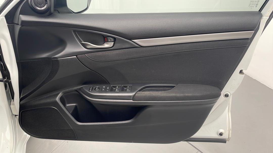 2017 Honda Civic Vti-s, Automatic, 119705 km, Speaker View