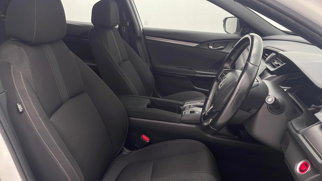 2017 Honda Civic Vti-s, Automatic, 119705 km, Right Side Front Door Cabin View
