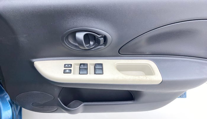 2015 Nissan Micra Active XV S, Petrol, Manual, 37,186 km, Driver Side Door Panels Control