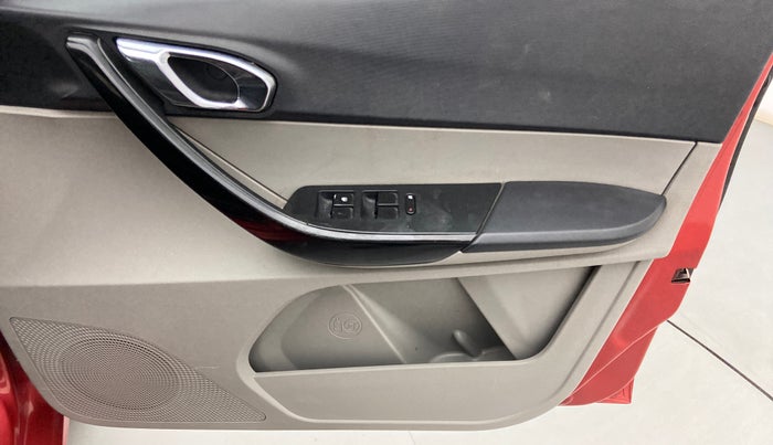 2019 Tata Tiago XZ PLUS PETROL, Petrol, Manual, 68,420 km, Driver Side Door Panels Control