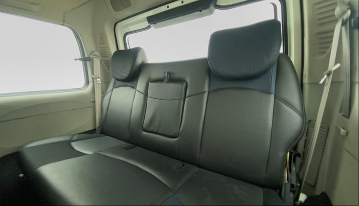 2018 Mahindra Scorpio S11 2WD, Diesel, Manual, 44,363 km, Third Seat Row ( optional )