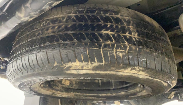 2018 Mahindra Scorpio S11 2WD, Diesel, Manual, 44,363 km, Dicky (Boot door) - Tool missing