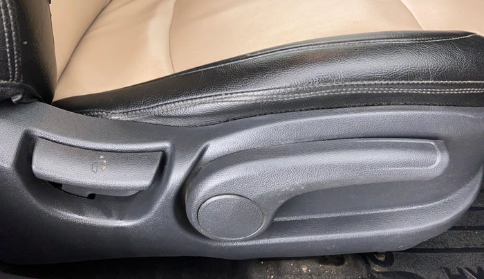 2018 Hyundai Elite i20 1.4 CRDI ASTA (O), Diesel, Manual, 26,844 km, Driver Side Adjustment Panel