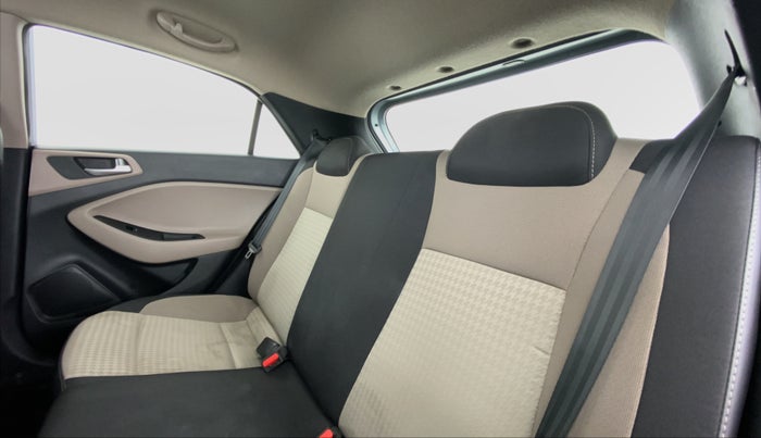 2019 Hyundai Elite i20 1.2 MAGNA PLUS VTVT, Petrol, Manual, 22,634 km, Right Side Rear Door Cabin