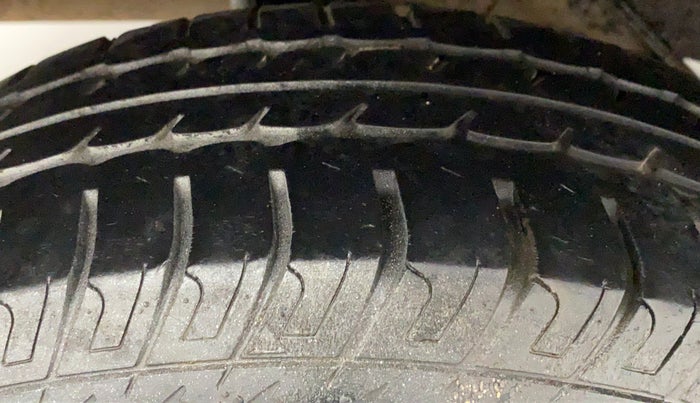 2018 Datsun Go Plus T(O), CNG, Manual, 19,879 km, Right Rear Tyre Tread