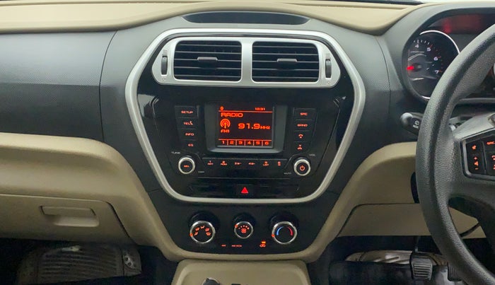 2017 Mahindra TUV300 T8 AT, Diesel, Automatic, 43,657 km, Air Conditioner