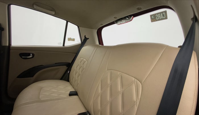 2014 Hyundai i10 SPORTZ 1.1, Petrol, Manual, 39,568 km, Right Side Rear Door Cabin