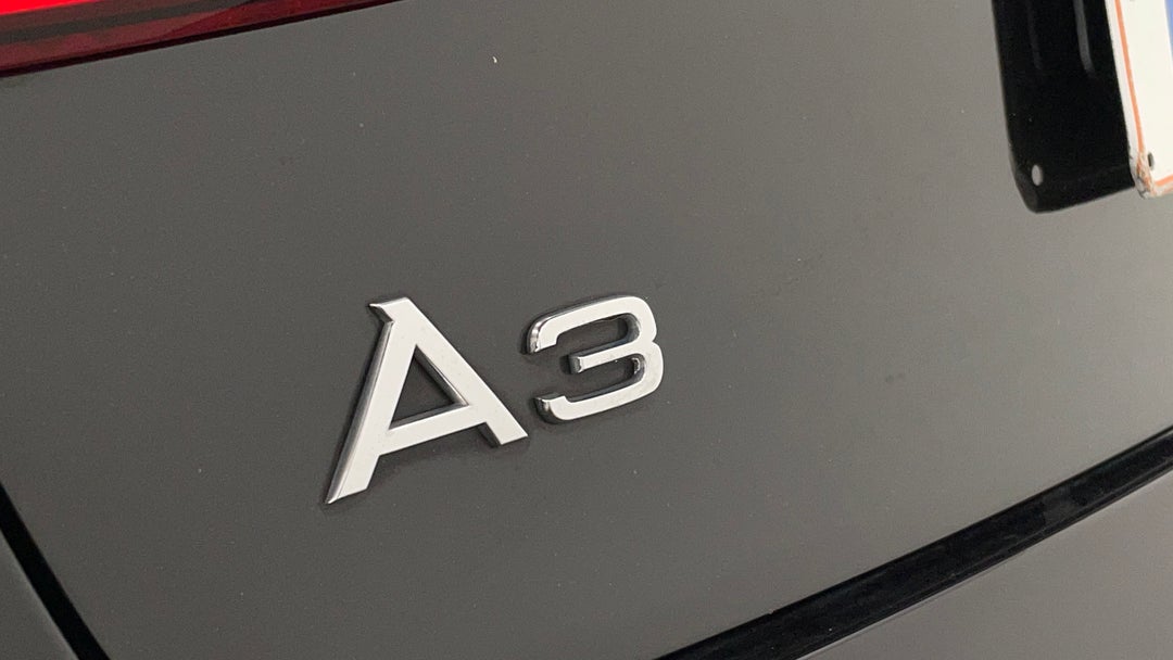 Badge (Boot Left Side)