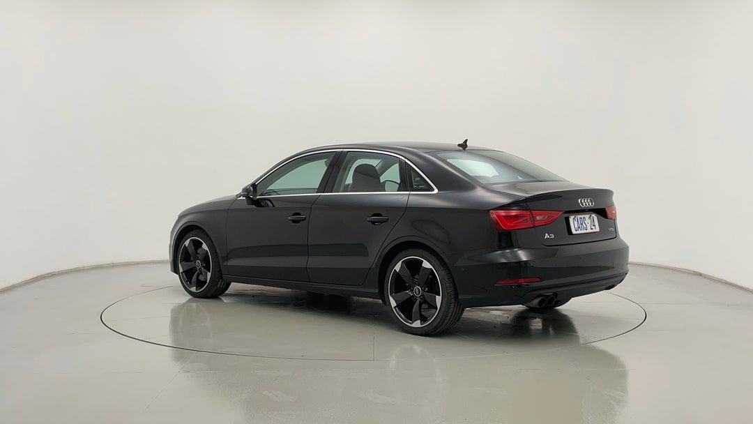 Left Back Diagonal (45- Degree) View