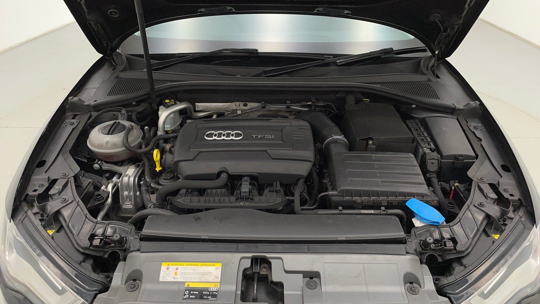 Open Bonnet (Engine)