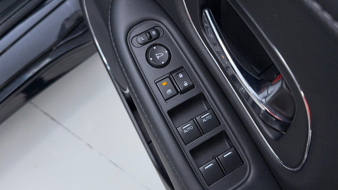 Drivers Side Door Panel Controls
