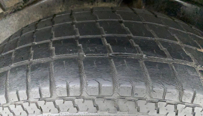 2016 Mahindra Bolero Power+ ZLX, Diesel, Manual, 84,391 km, Left Rear Tyre Tread