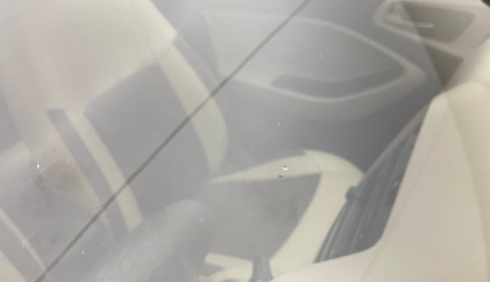 2015 Hyundai Elite i20 ASTA 1.2, Petrol, Manual, 99,831 km, Front windshield - Minor spot on windshield