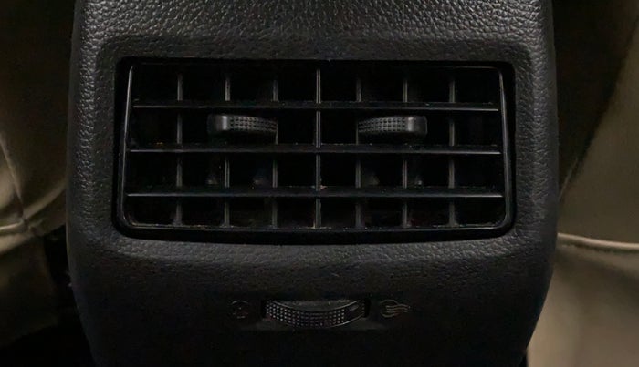 2015 Hyundai Elite i20 ASTA 1.2, Petrol, Manual, 99,831 km, Rear AC Vents