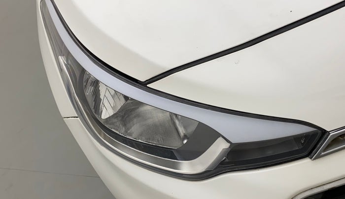2015 Hyundai Elite i20 ASTA 1.2, Petrol, Manual, 99,831 km, Right headlight - Minor scratches