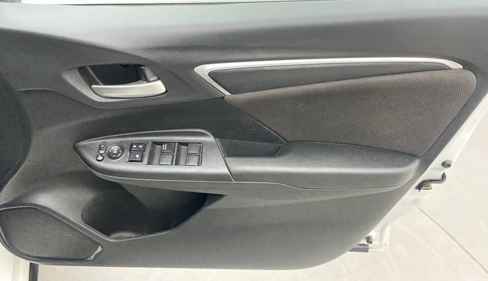 2021 Honda WR-V 1.2 i-VTEC VX MT, Petrol, Manual, 15,224 km, Driver Side Door Panels Control