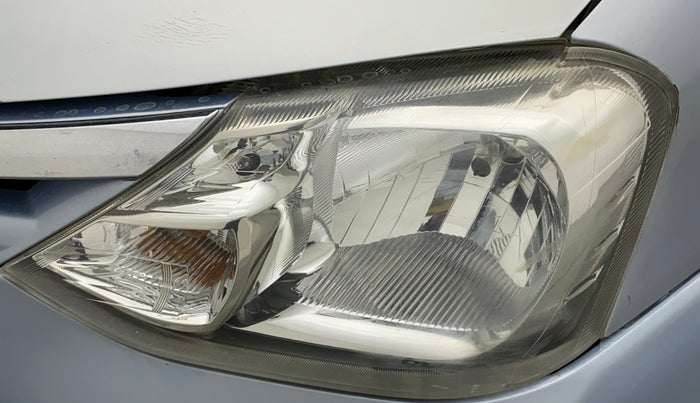 2012 Toyota Etios G, Petrol, Manual, 60,372 km, Left headlight - Minor scratches