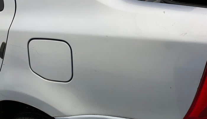 2012 Toyota Etios G, Petrol, Manual, 60,372 km, Left quarter panel - Minor scratches