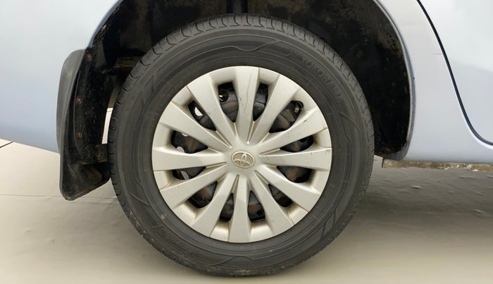2012 Toyota Etios G, Petrol, Manual, 60,372 km, Right Rear Wheel