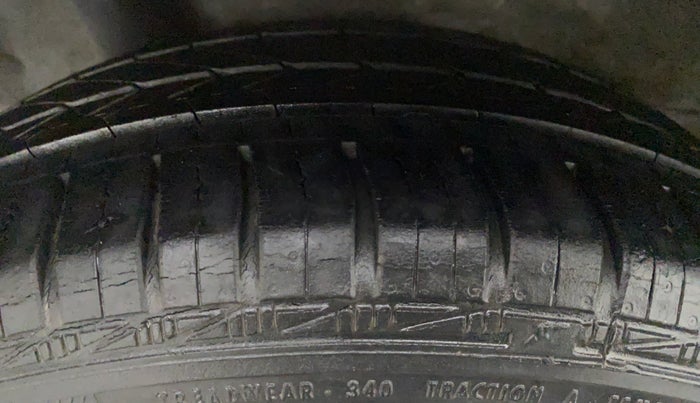 2014 Honda Amaze 1.2L I-VTEC E, Petrol, Manual, 33,860 km, Right Front Tyre Tread