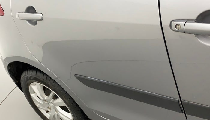 2014 Maruti Swift ZXI, Petrol, Manual, 84,654 km, Right rear door - Paint has faded