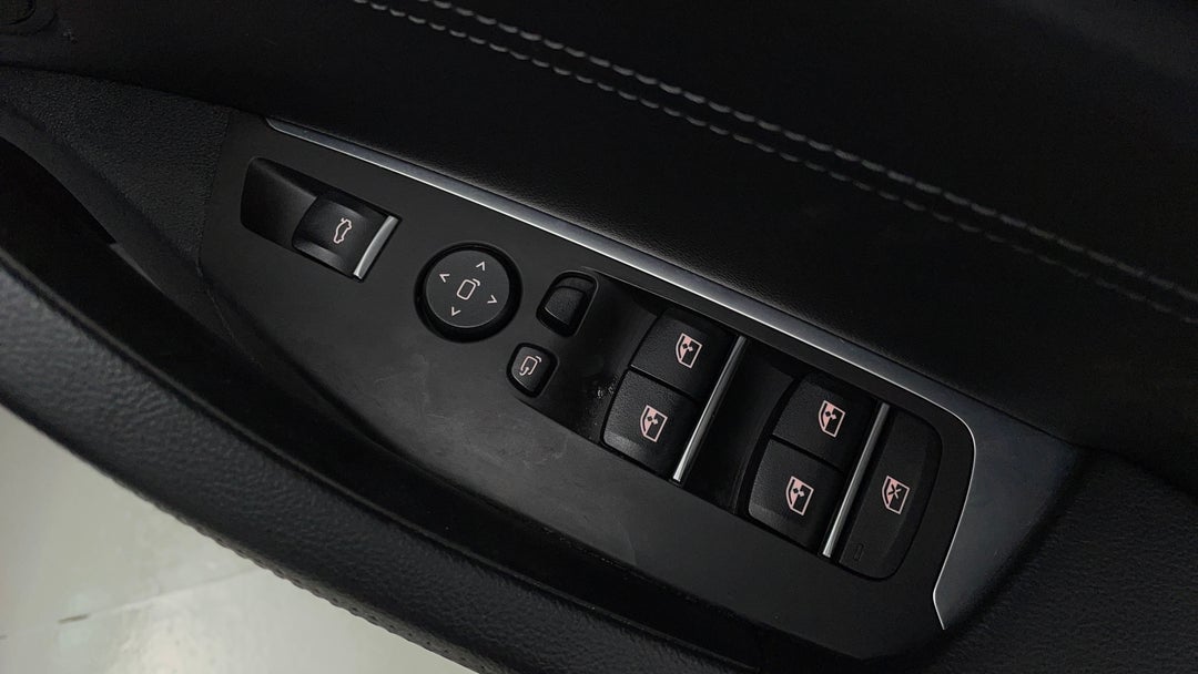 2020 BMW X3 Sdrive20i M Sport, Automatic, 70560 km, Drivers Side Door Panel Controls