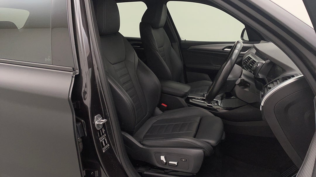 2020 BMW X3 Sdrive20i M Sport, Automatic, 70560 km, Right Side Front Door Cabin View